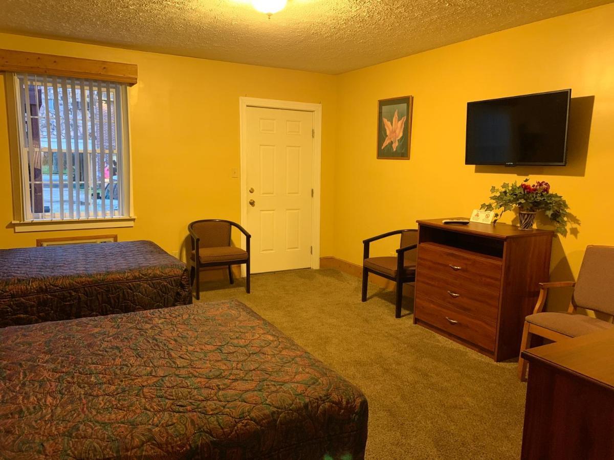 Dewitt & Motel